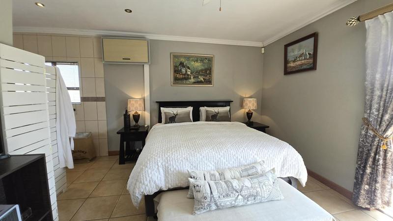 2 Bedroom Property for Sale in Gateway Manor North West